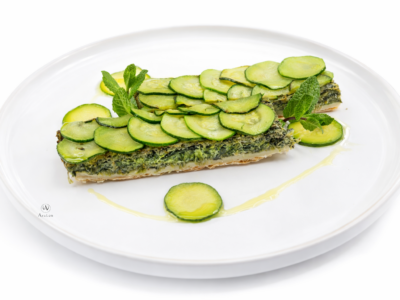 Torta salata alle zucchine ricotta e menta